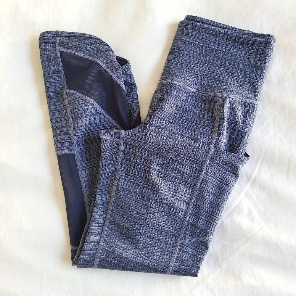 Athleta Cropped Leggings Womens 2XS Purple Stretch Lined Athleisure Yoga Pockets